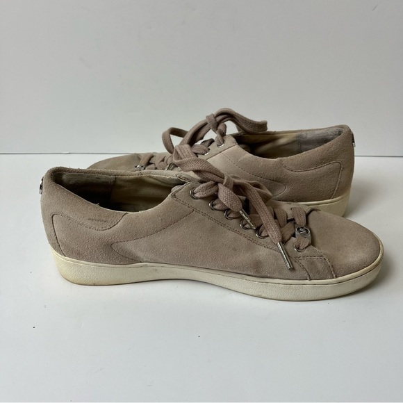 Michael Kors Leather Lace Up Sneakers 8.5 - Picture 9 of 12